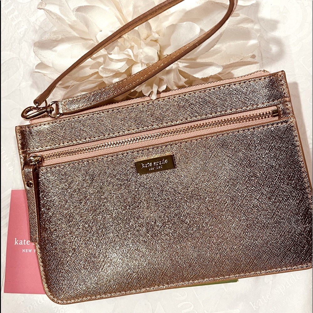 metallic leather wristlet by
KATE SPADE NEW YORK - Picture 14 of 17